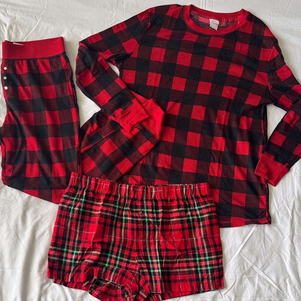 Women’s Christmas Plaid 3-Piece Pajama Set – Top + Pants + Shorts – Size L – NWT